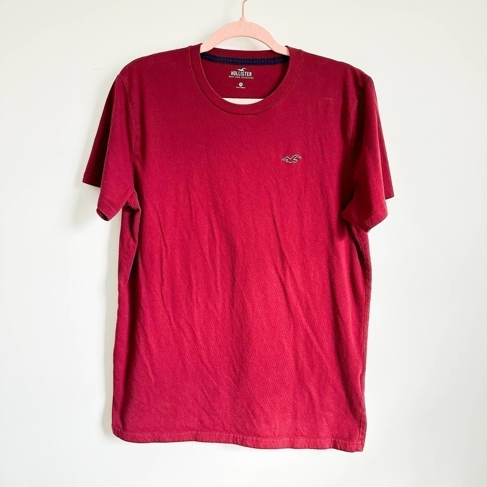 Hollister Must Have Collection Basic Crew Neck Tee Shirt Crimson sz Medium